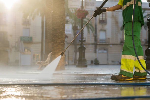 Best Pressure Washing Siding  in North Barrington, IL